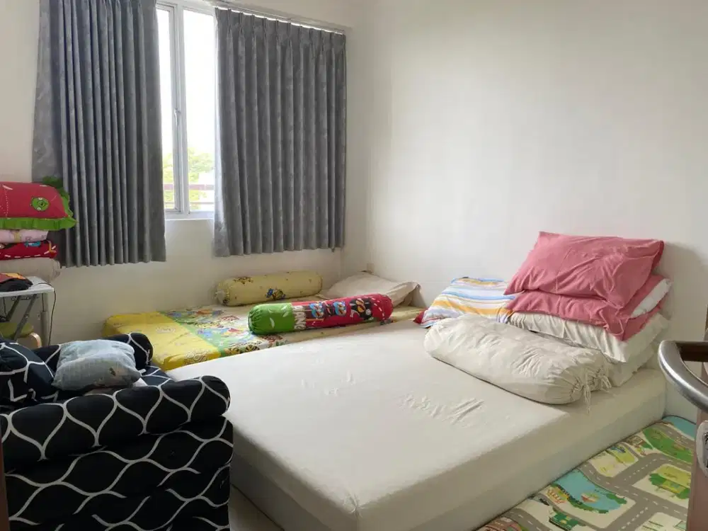 Ss.3909 - Murah !! Dijual Apt. Paladian Park Semi Furnish Luas 68 Siap Huni Lantai Rendah