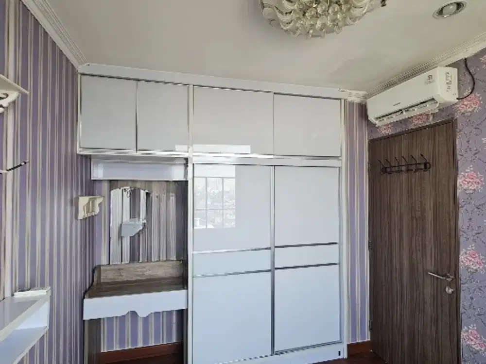 Dijual cepat apartemen cantik nyaman lantai sedang full furnish siap huni di sunter icon