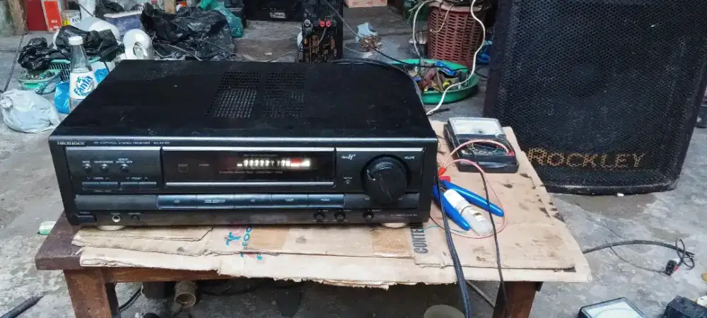 Service segala audio vintage and branded