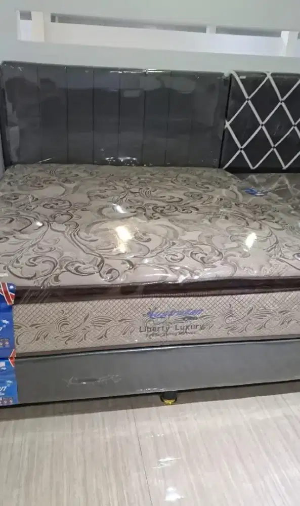 DIVAN AUSTRALIA PILLO