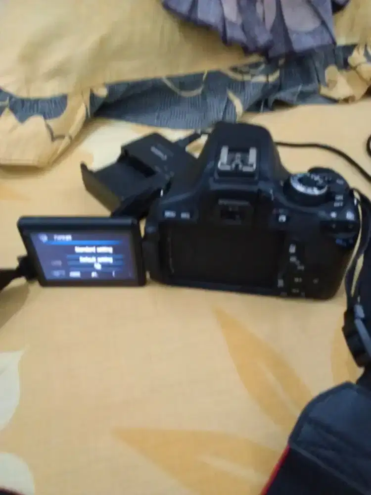 Dijual kamera Canon eos 600d