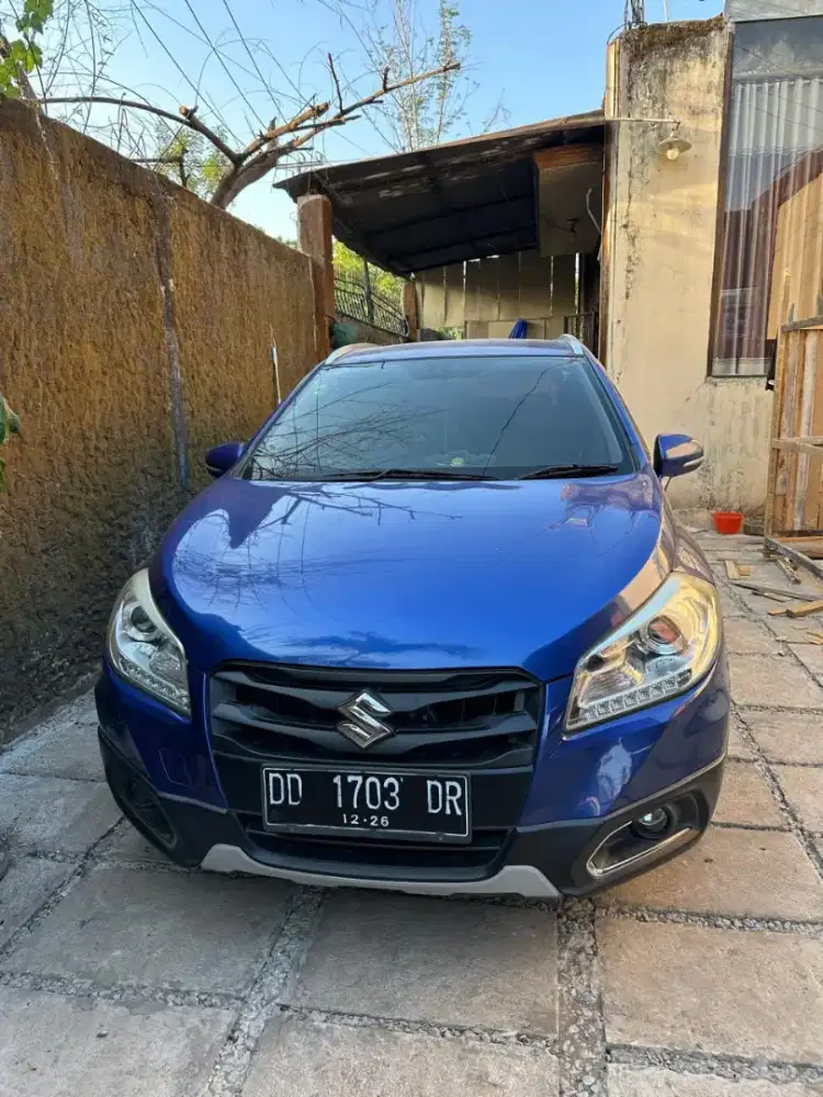 Suzuki Scross 2016 tangan pertama sangat terawat