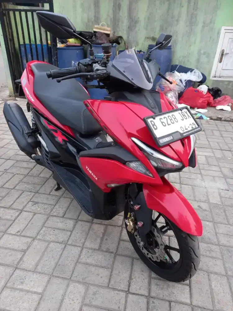 Yamaha aerox 2019 merah