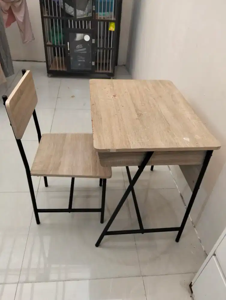 Kursi + Meja belajar