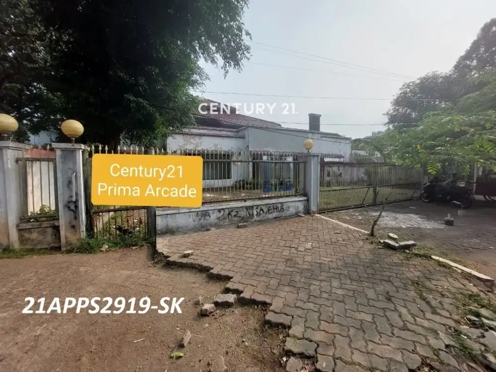 Dijual Rumah Hitung Tanah Lokasi Strategis Di Pondok Indah