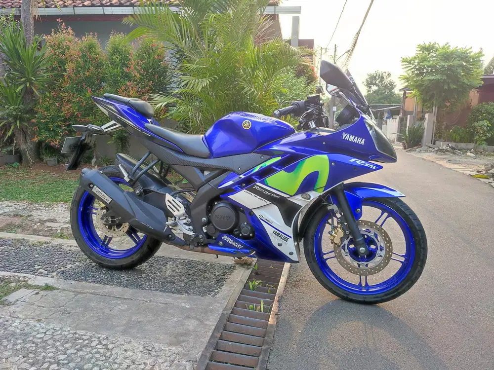 YAMAHA R15 V2 MOVISTAR TAHUN 2015