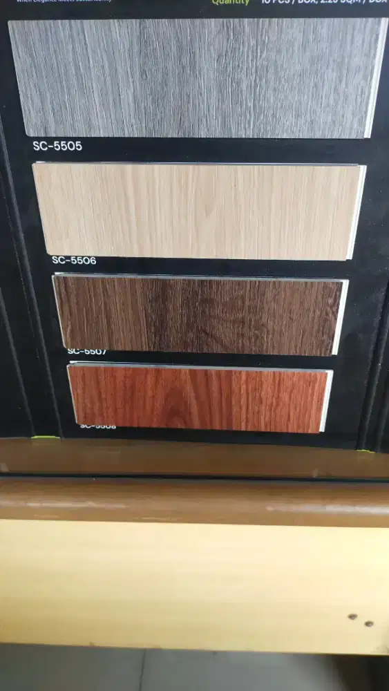 SPC klik vinyl lantai