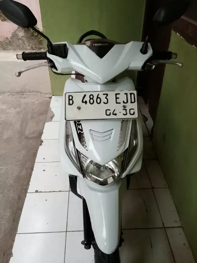 Jualn motor beat karbu tahun 2010