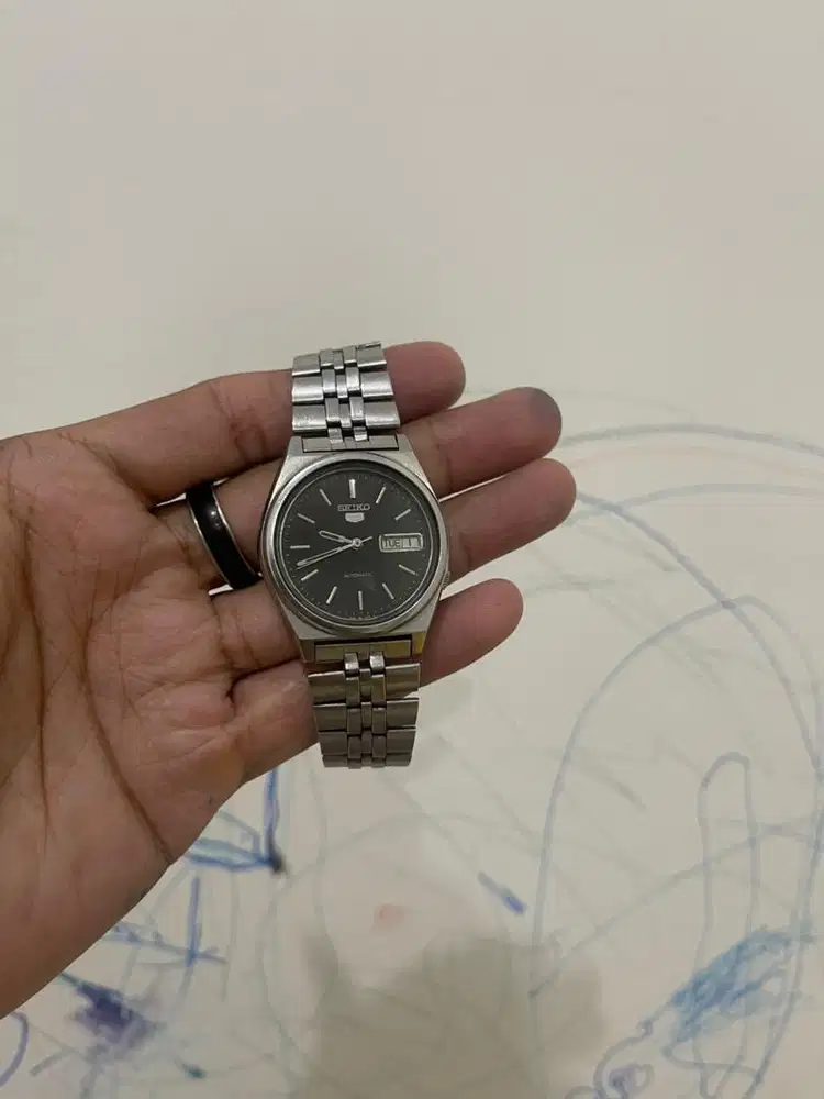 Seiko 5 vintage dial black call 7009