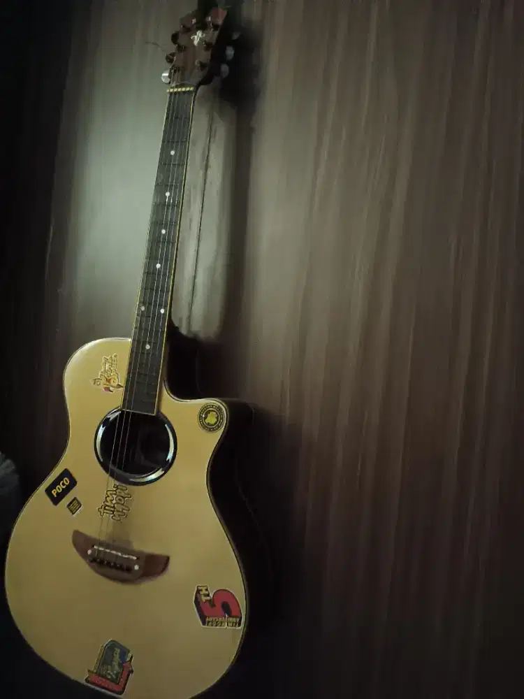 Dijual murah gitar bekas pakai