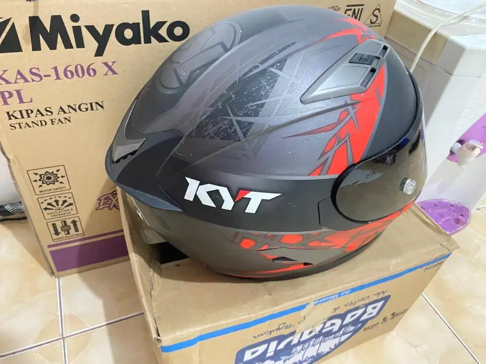 Helm kyt vendetta 2+visor darksmoke