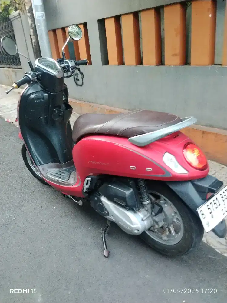Tuker/Jual Scoopy 2021 keyles remot Aerox Stylo Vario Beat genio hidup