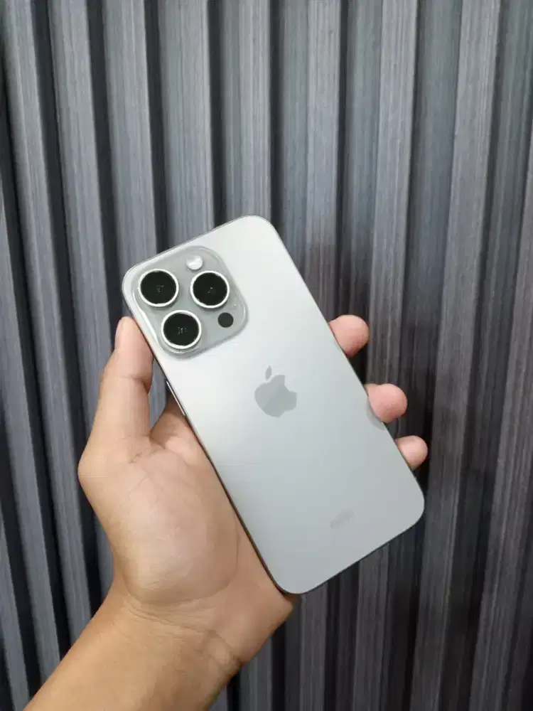 iPhone 15 Pro 128GB iBox