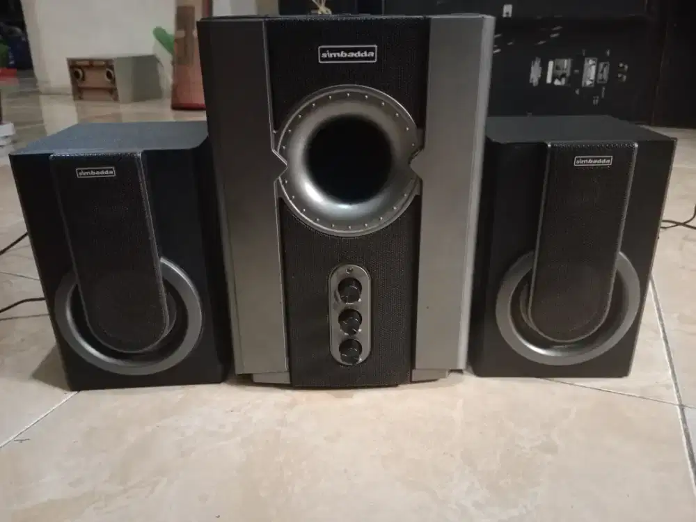 Speaker aktif SIMBADDA cst-1750N