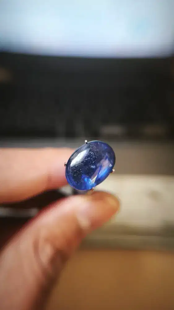 Natural Blue Sapphire Crystal Memo MGL