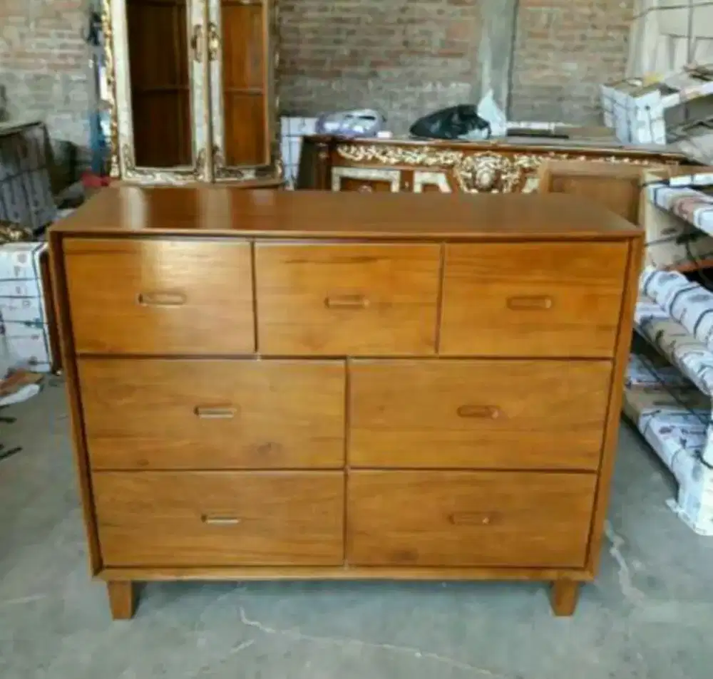 Meja drawer kayu jati