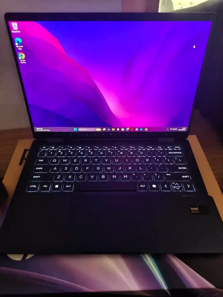 Jual Laptop Hp Envy x360 Core Ultra 7 Ram 16 GB OLED Touchscreen