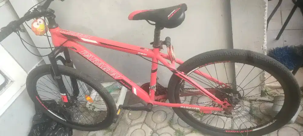Sepeda paragon bekas