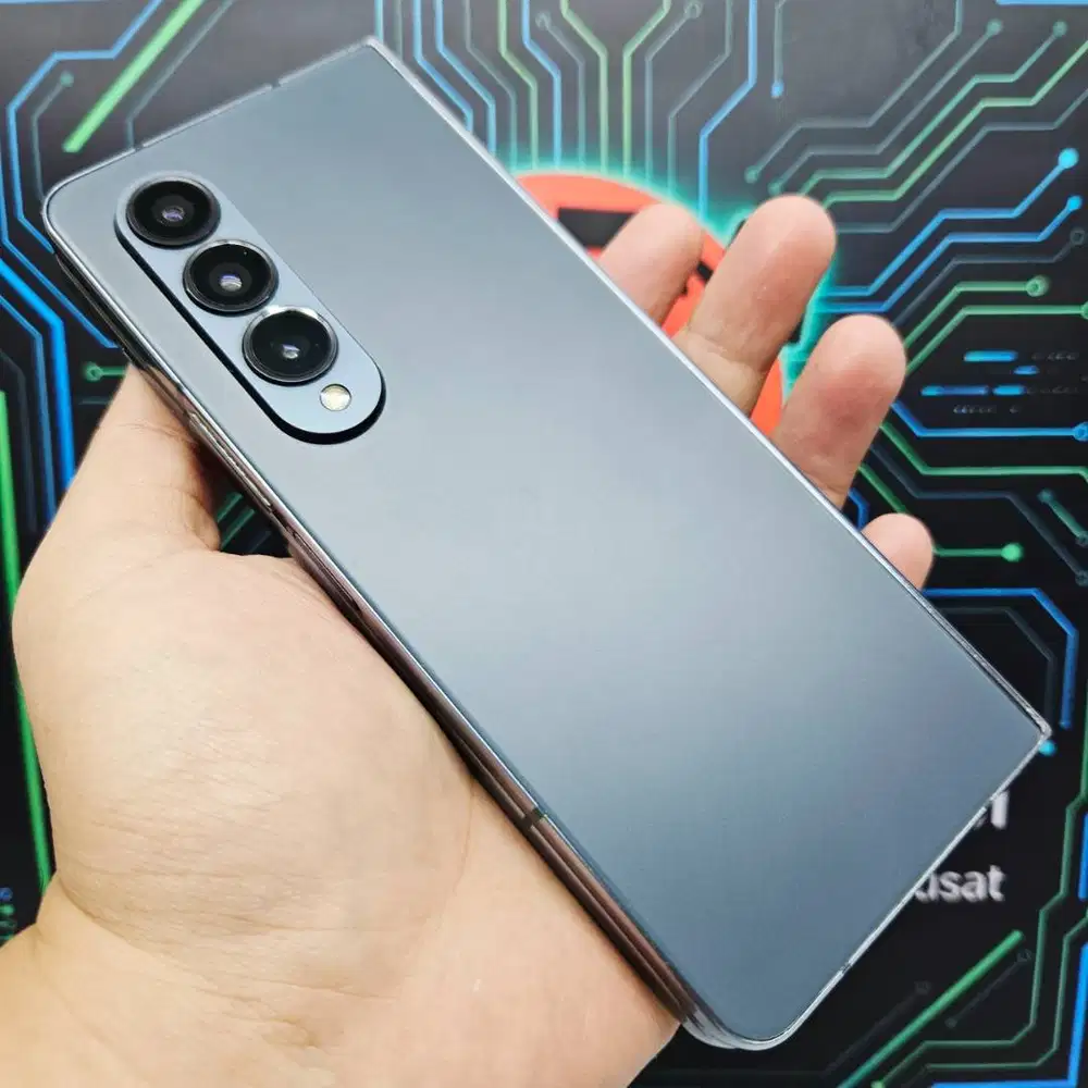 Samsung Galaxy Z Fold 4 12/512GB Graygreen SEIN Fullset Mulus No Minus
