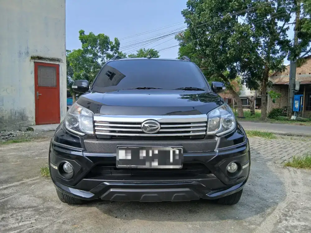 D. Terios R adventure MT 2016