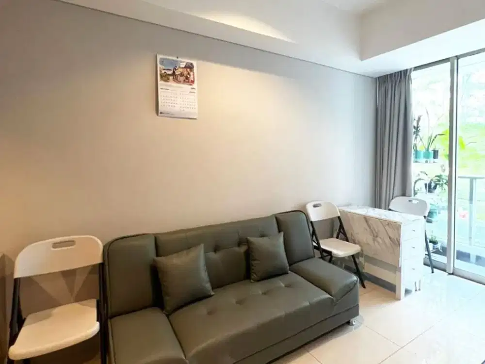 Disewa 80jt pertahun, Taman Anggrek Residences, Fully Furnished 2 Bedroom, Pool View