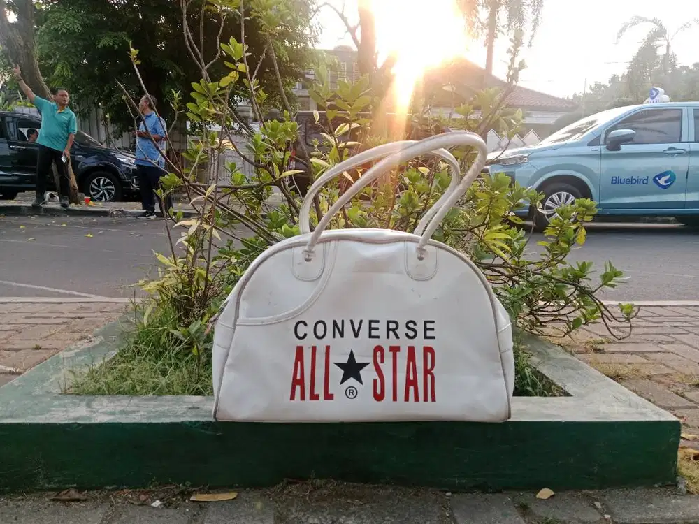 Dijual tas tenis converse all star
