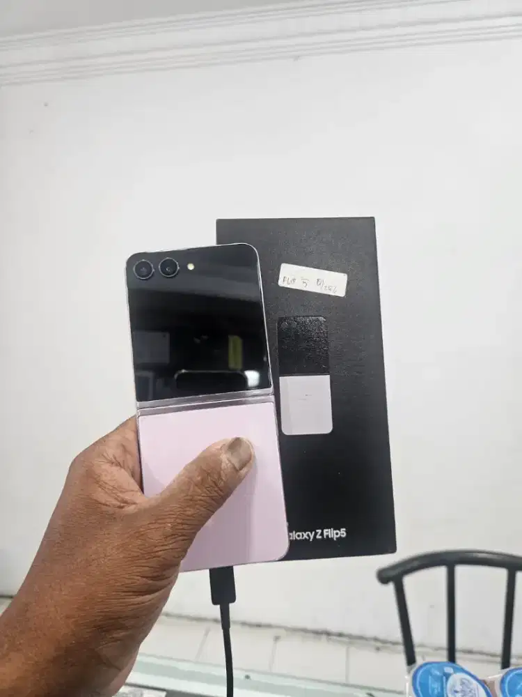 Samsung Z flip 5 8/256 pink mlus lengkap