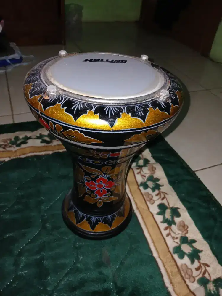 Alat musik dumbuk