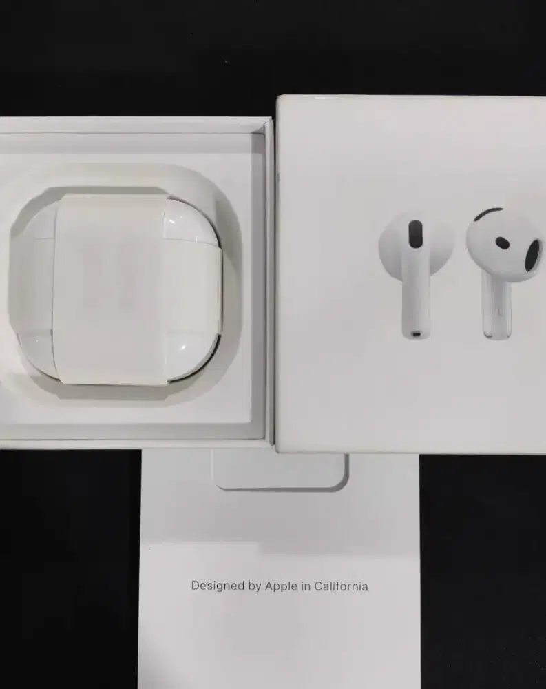 AirPods 4 iBox garansi resmi on sampai 3 Februari 2027