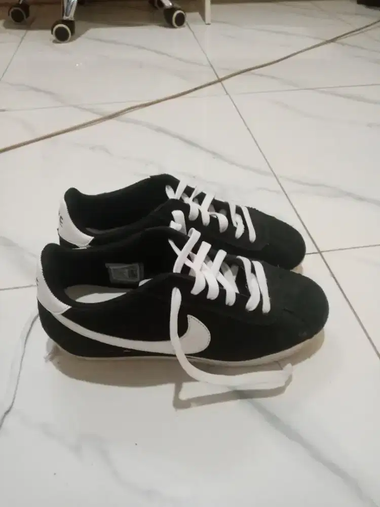Sepatu Nike Cortez