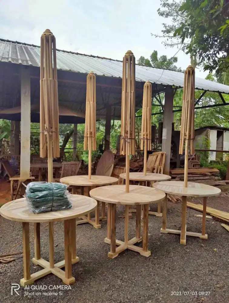 Payung taman kayu jati