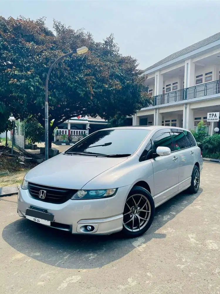 Honda Odyssey 2004 Bensin