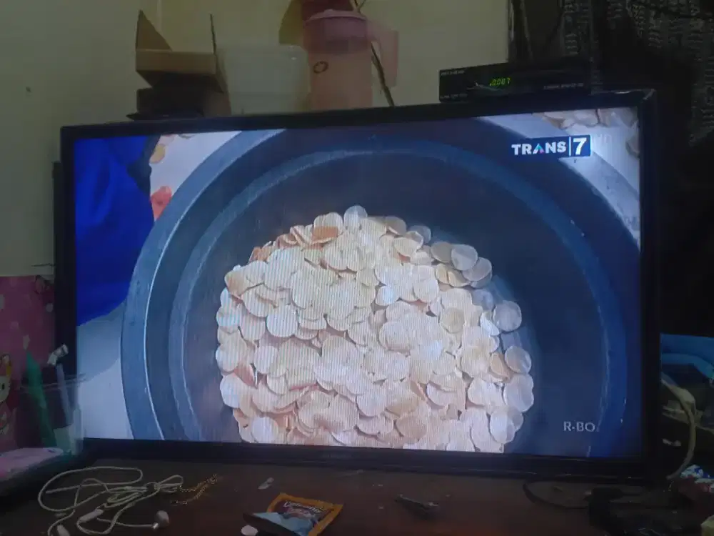 TV samsung LCD 32 inch plus Setup BOXnya