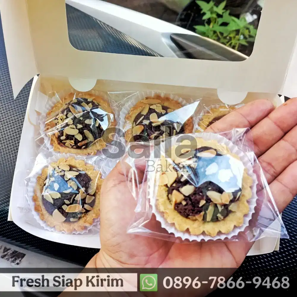 Pai Brownies Topping Almond Saila Bakery Surabaya Fresh Buat Acara
