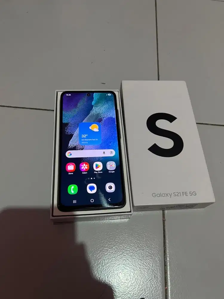 samsung s21fe 5G sein ram 8/256gb