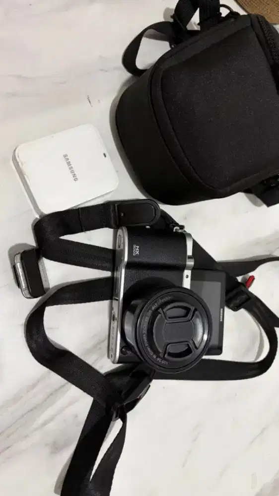Samsung X3000 Mirrorless Camera LIKE NEW