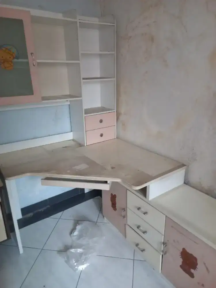 Dijual Meja Belajar Kondisi bagus, Harga Nego