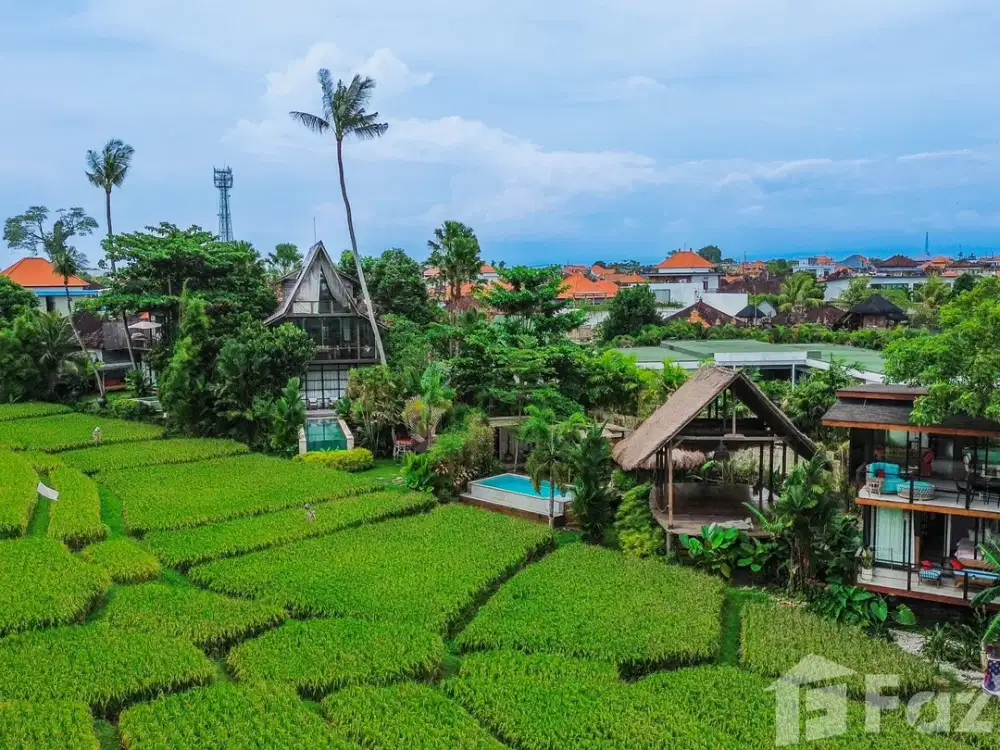 7 Bedroom Villa for sale in Mengwi, Bali