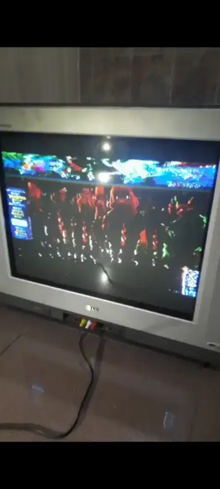 TV tabung LG 21 inch rusak hidup gambar goyang 250ribu net