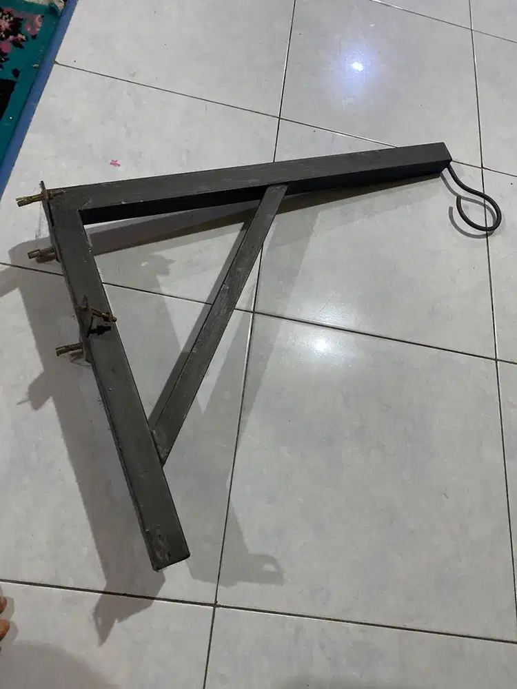 Besi Ayunan Bayi Kokoh