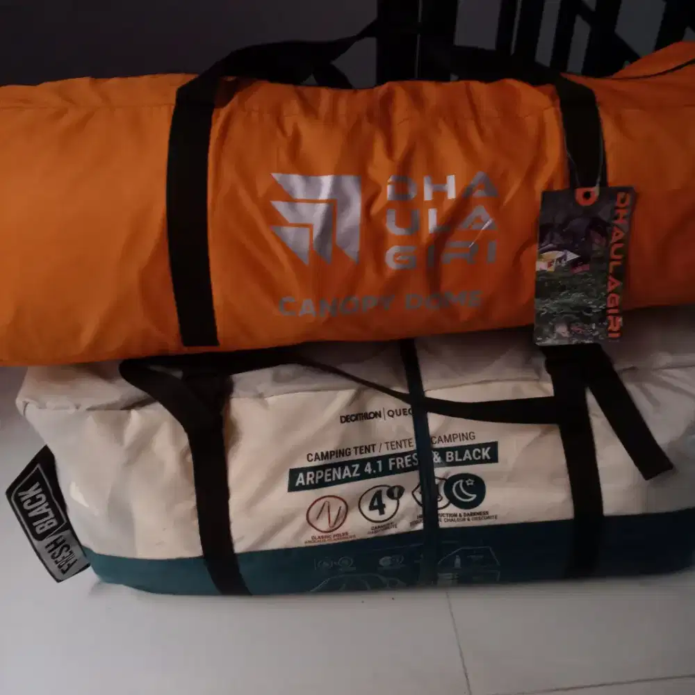 Dijual tenda camping Arpenaz 4,1 F&B  beserta flyshet dome Daulagiri