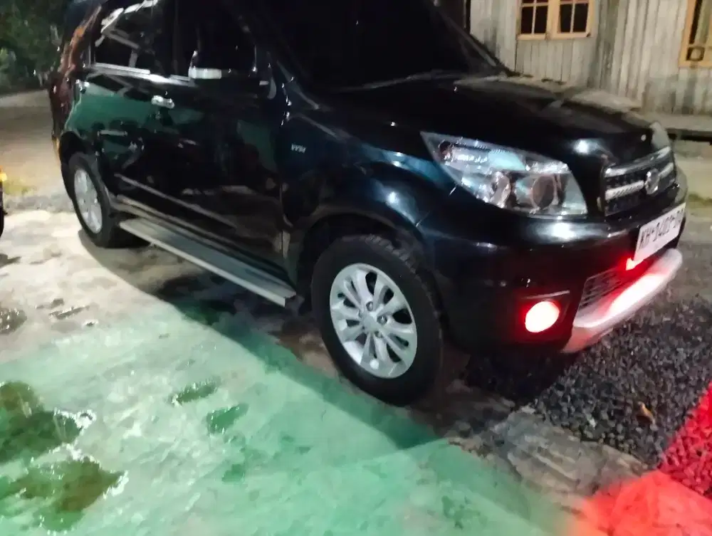 Bismillah, Jual mobil Terios TX manual CC 1 5 surat2 lengkap