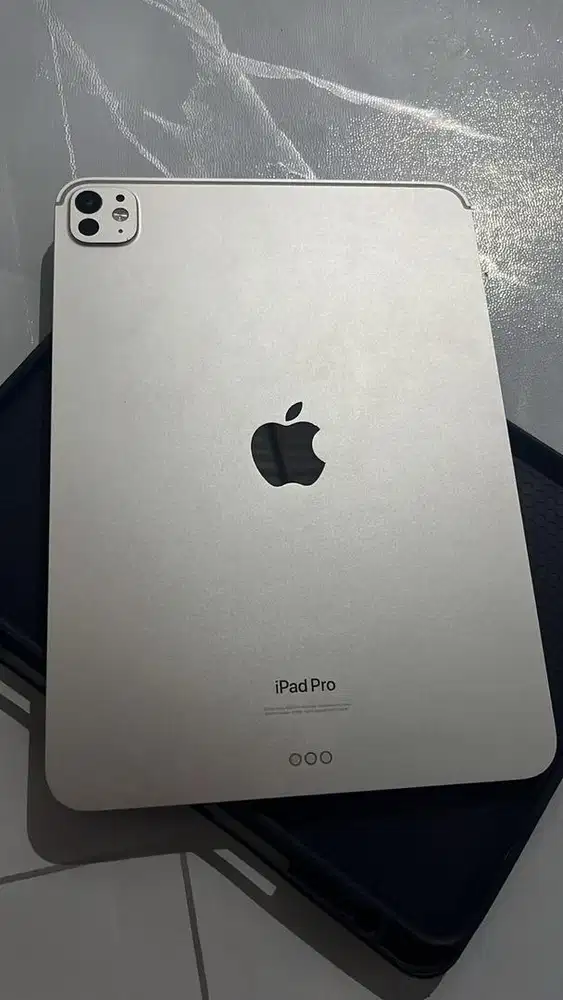 Ipad pro 11 inch M4