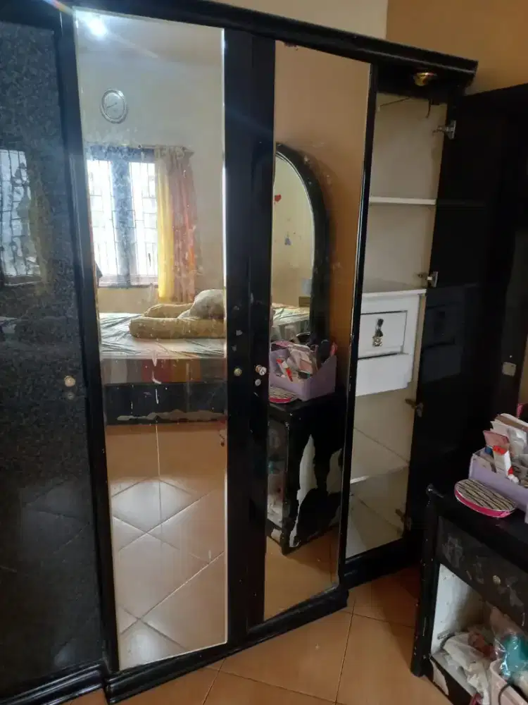 Dijual Lemari Pakaian Kayu Premium Lemari Baju Kayu Premium