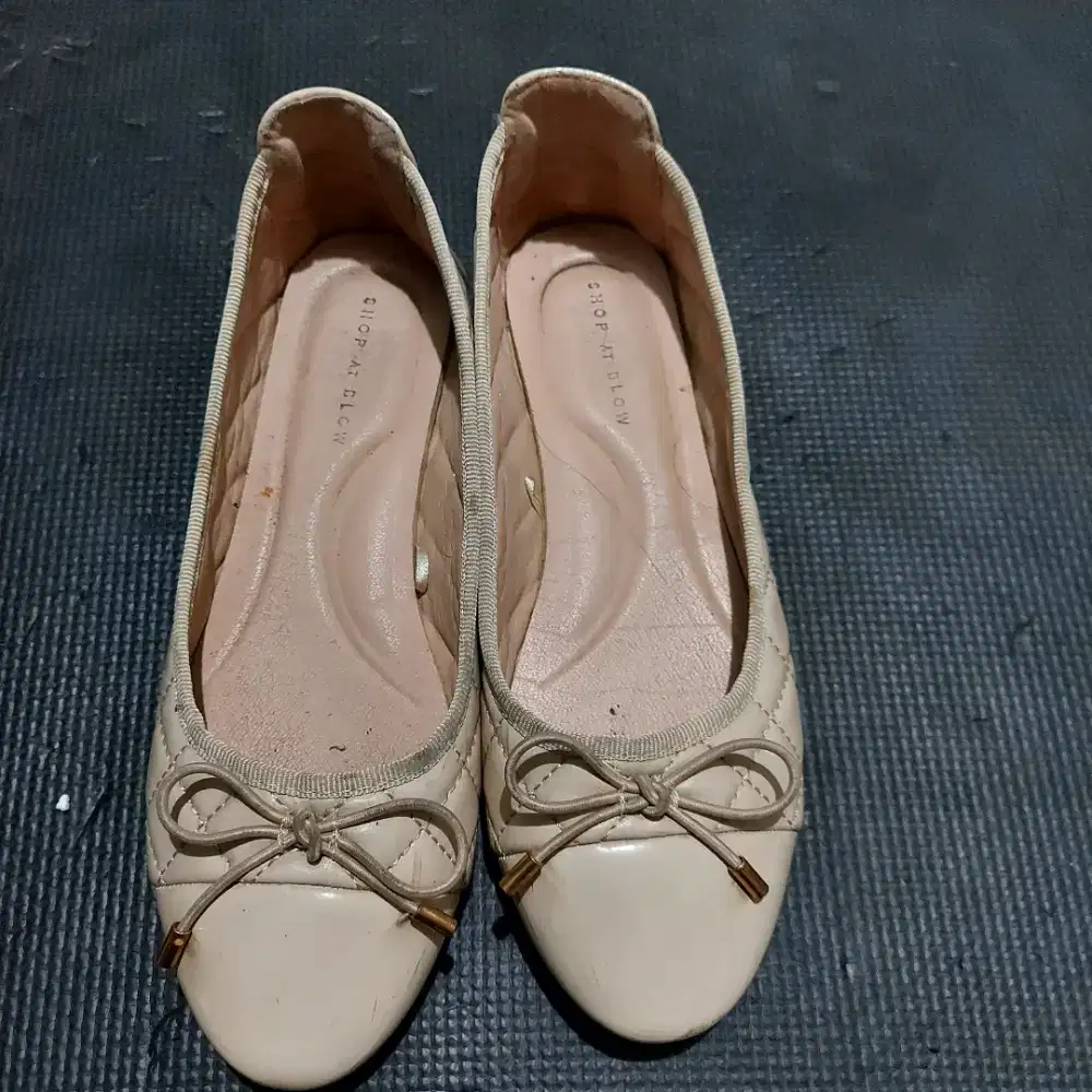 Fat shoes SHOP AT BLOW