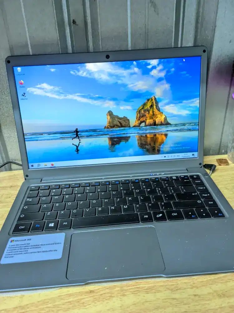 JUMPER TECH EZbook X3
