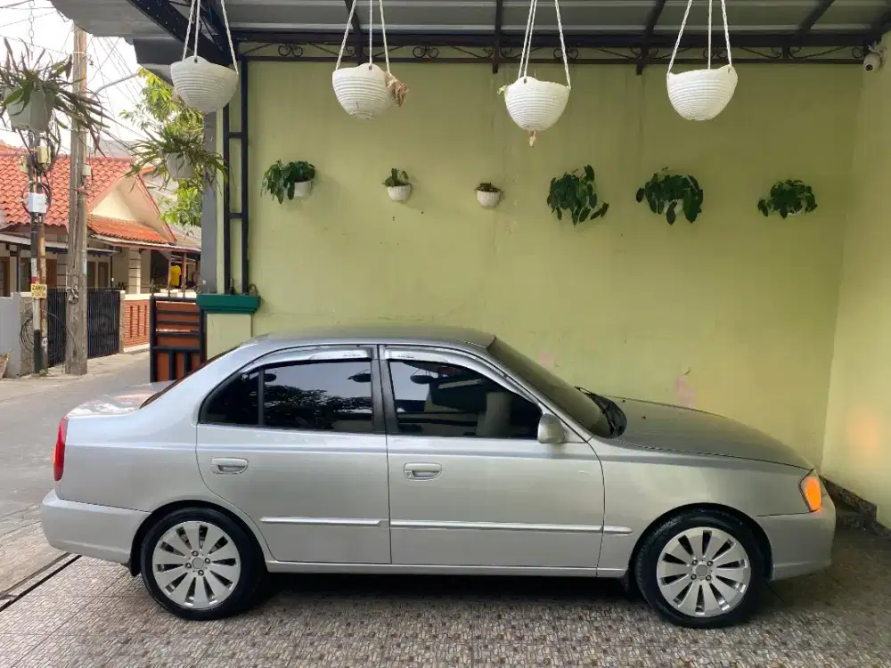 Dijual Hyundai Accent Verna GLS 2002 M/T