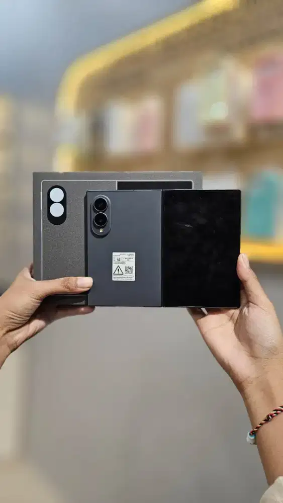 Samsung Z Fold 8 512gb hitungan hari include asuransi kerusakan