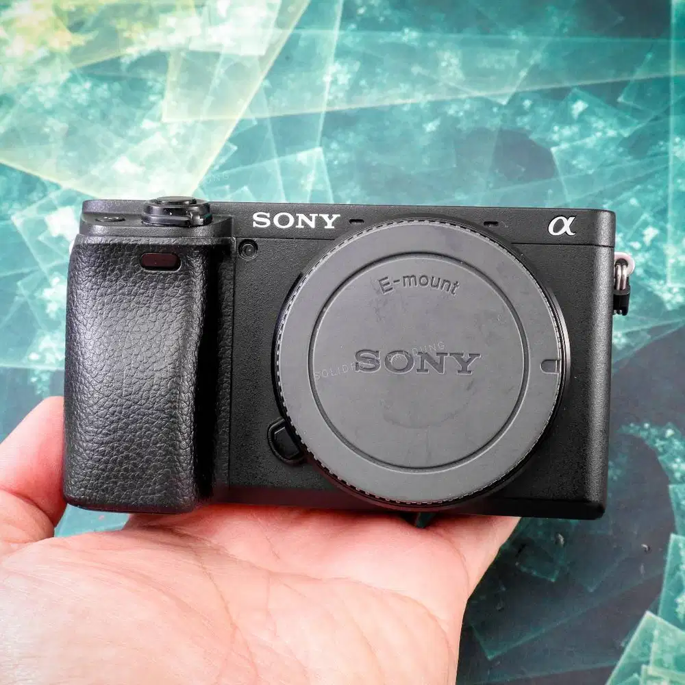 Sony A6400 Body. Fullset Like New.