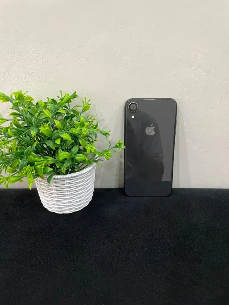 IPhone XR 128GB Black mulus Unit Only BH 89% Sinyal All Operator